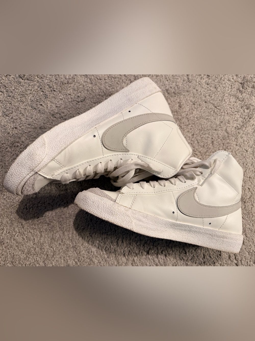 Retro Nike Mid Blazers '77 Women's 8 White Grey